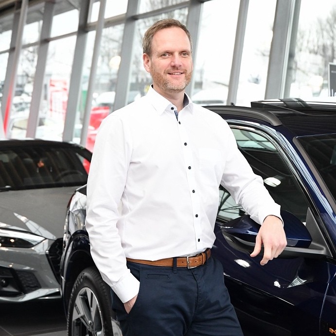 Leif Nielson, AZF-Gruppe